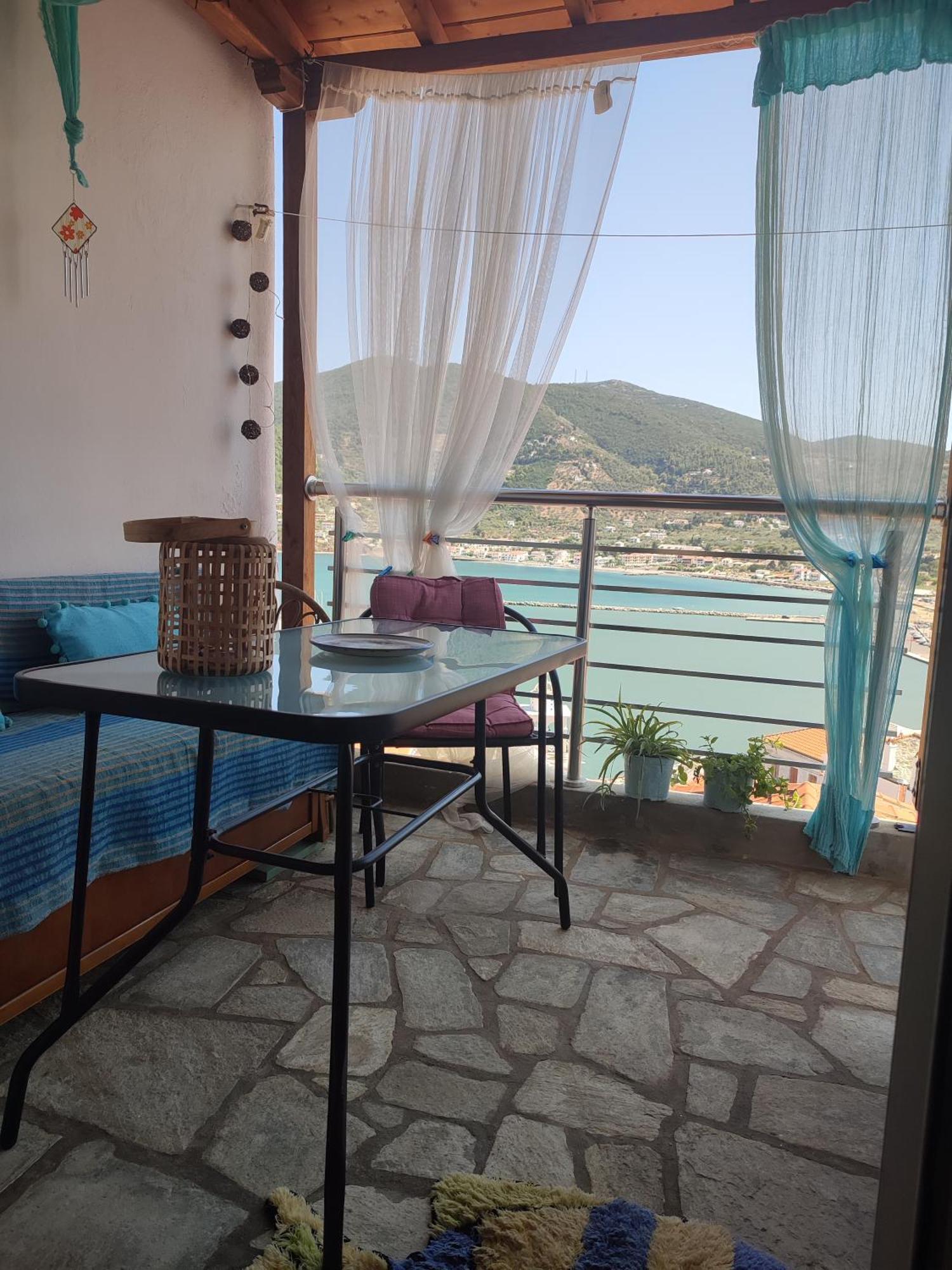 הוילה סקופלוס טאון Kastro House מראה חיצוני תמונה